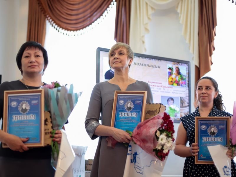По 200 тысяч премиальных рублей получат 19 нижегородских учителей